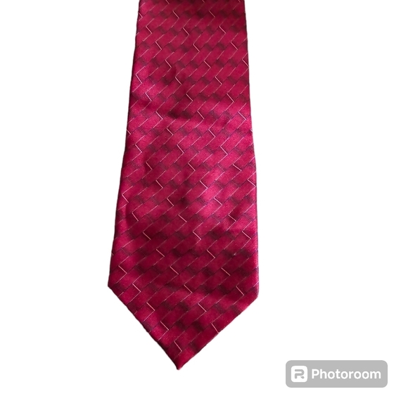 Vintage NEO Bill Blass Designer Red Silk Geometric Neck Tie - Picture 1 of 4